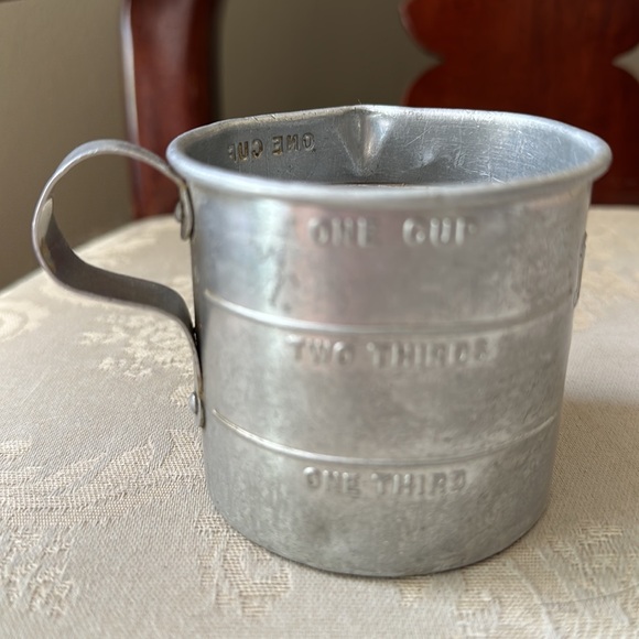 SwansDown Cake Flour vintage aluminum measuring tin, circa 1930s - Picture 6 of 11